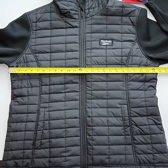 Reebok Women's Black Hooded Quilted Zip Up Jacket Lightweight Size 3X - Picture 10 of 11